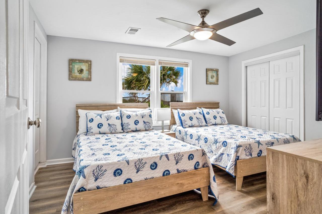 Ocean Daze - Sleeps 22, Direct Oceanfront, Renovated May 2022 Villa Holden Beach Exterior foto