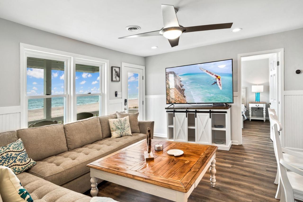 Ocean Daze - Sleeps 22, Direct Oceanfront, Renovated May 2022 Villa Holden Beach Exterior foto